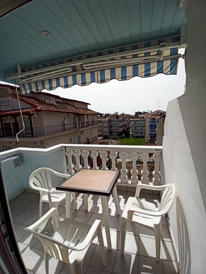 Villa Cosmos Inn Olympiakí Aktí Extérieur photo