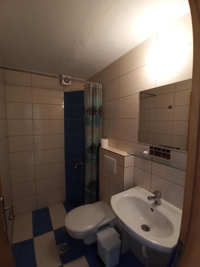 Villa Cosmos Inn Olympiakí Aktí Extérieur photo