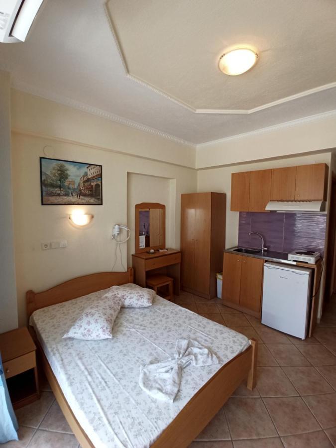 Villa Cosmos Inn Olympiakí Aktí Extérieur photo