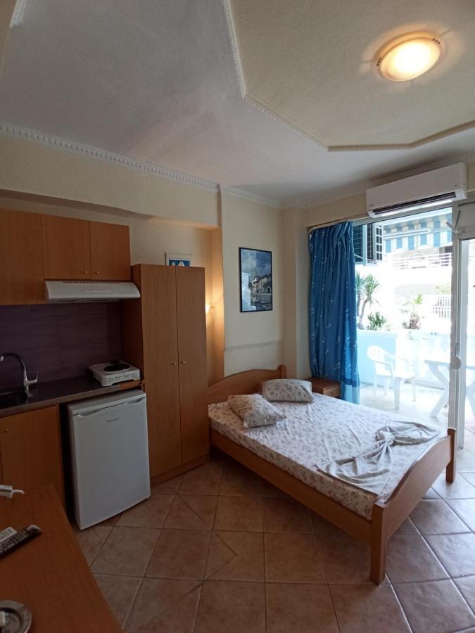 Villa Cosmos Inn Olympiakí Aktí Extérieur photo